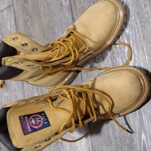 Smith's American tan suede high top boots. Size 3.5